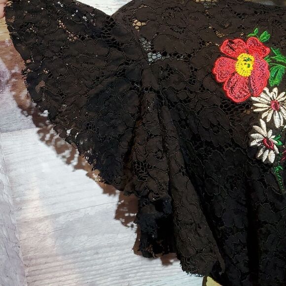Zara Trafaluc Black Lace Embroidered Flowers Overlay Mini Dress Sz S - Picture 4 of 9
